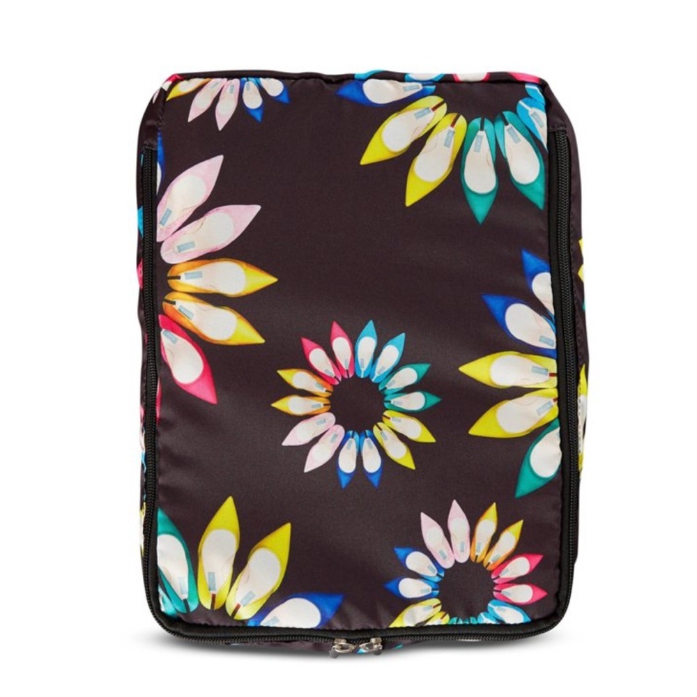 Sarah Jessica Parker Expandable Carry-On 18 inches Black Floral Luggage Set - Picture 5 of 13